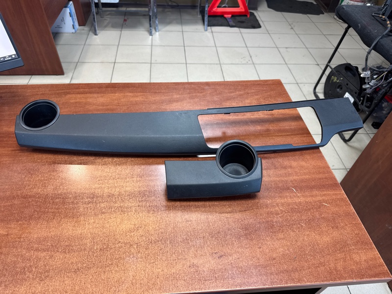 Подстаканник Honda Freed 2010 GB3 L15A