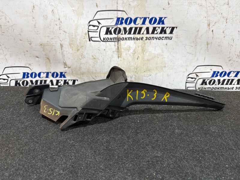 Решетка под лобовое стекло Honda Fit 2009 GE6 L13A прав