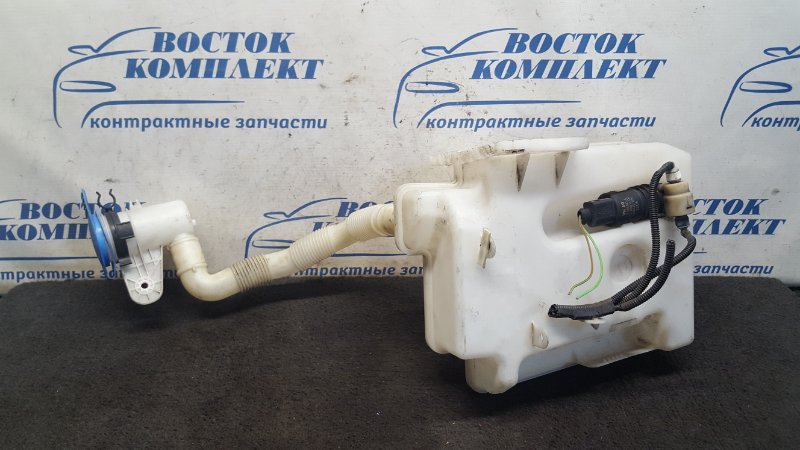 Бачок омывателя Volkswagen Golf V WVWZZZ1KZ6U010371 BLF