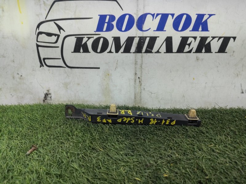 Клипса бампера Honda Stepwgn 2001 RF3 K20A зад прав