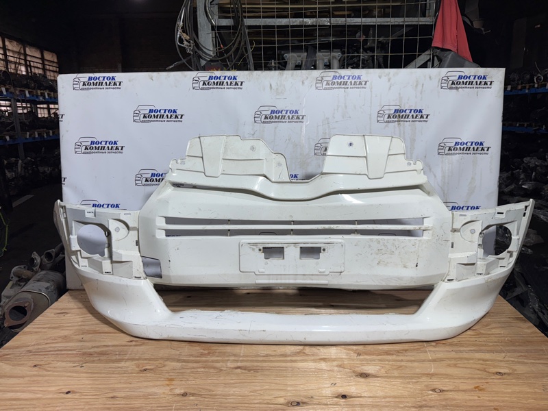 Бампер Toyota Probox 2015 NCP160 1NZ-FE перед