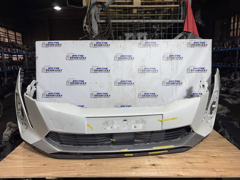 Бампер Peugeot 3008 2020 EB2DTS перед