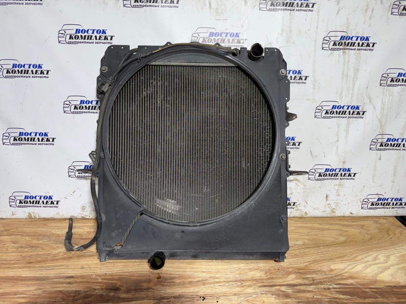 Радиатор двигателя Mitsubishi FUSO 2004 FK61K 6M60T