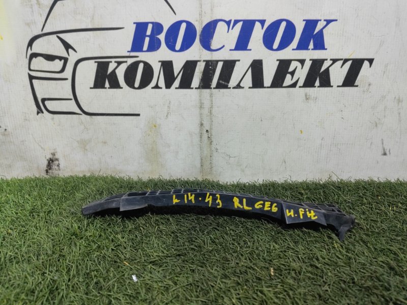 Клипса бампера Honda Fit 2008 GE6 L13A зад лев