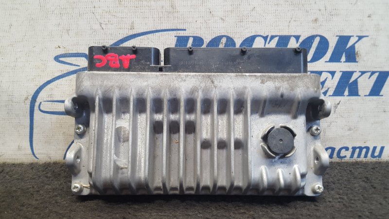 Блок управления ДВС Toyota Probox NCP165 1NZ-FE