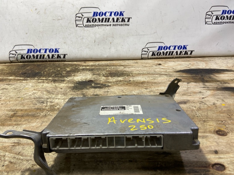 Блок управления ДВС Toyota Avensis AZT250 2AZ-FE