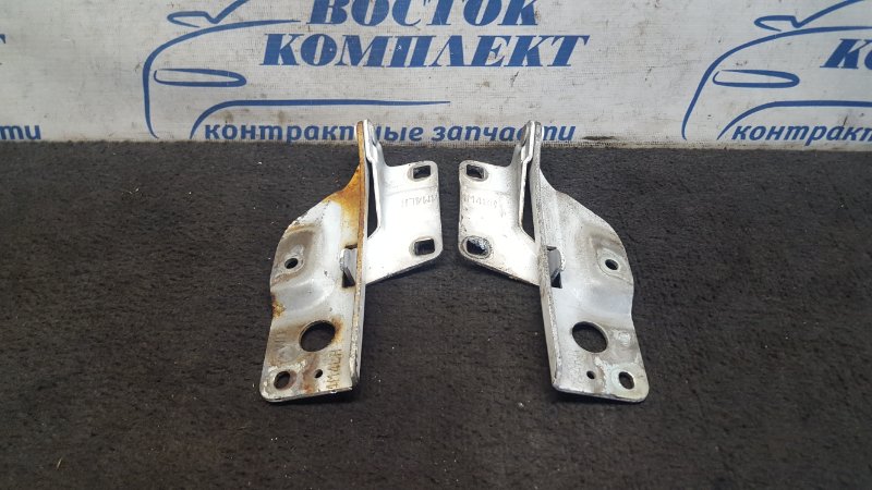 Петля капота Nissan AD VY11 QG13DE