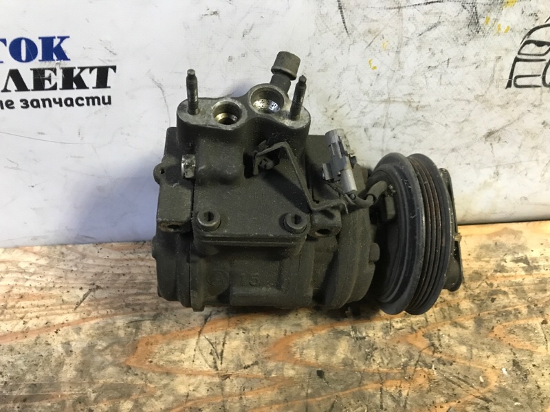 Компрессор кондиционера Toyota Chaser GX100 1G-FE
