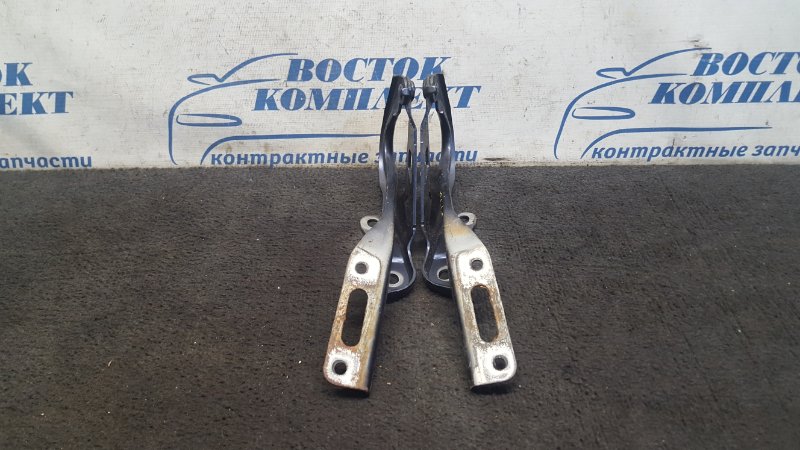 Петля капота Honda Freed GB3 L15A