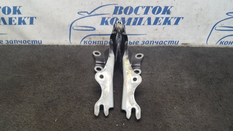 Петля капота Mazda Demio DE3AS ZJ-VE