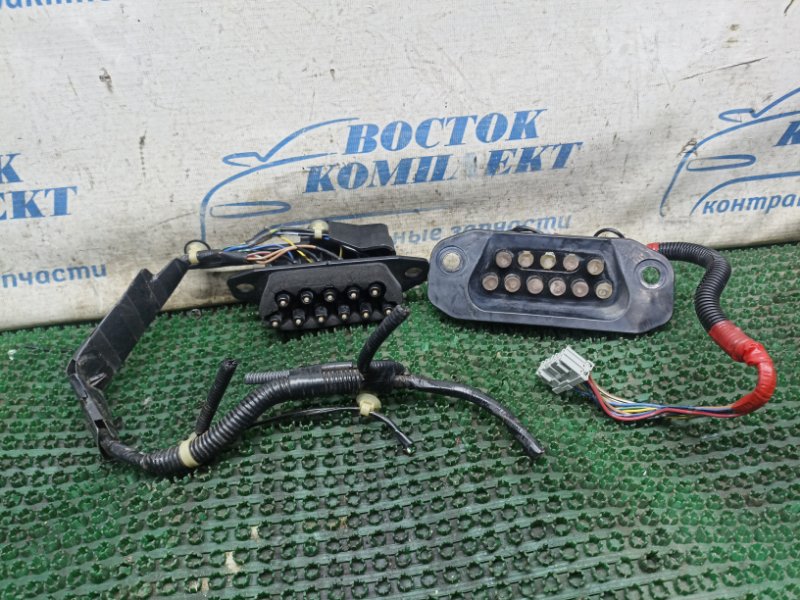 Контактная группа сдвижной двери Honda Stepwgn RF5 K20A