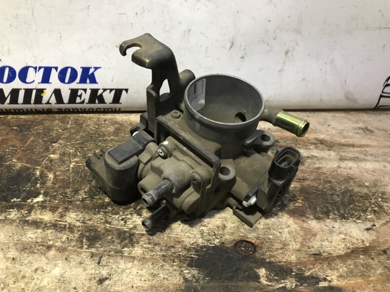 Заслонка дроссельная Suzuki Swift 2004 HT51S M13A