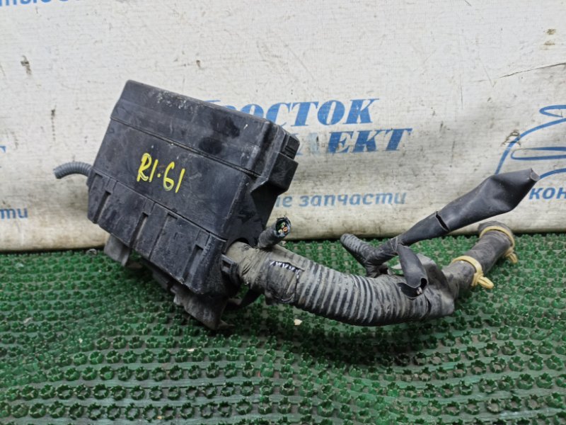 Блок предохранителей Nissan Cube BZ11 CR14DE