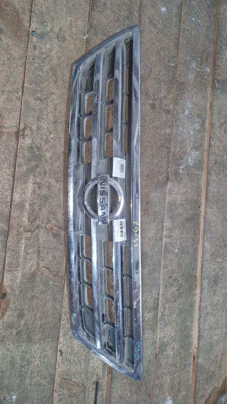 Решетка радиатора Nissan Presage TU31 QR25DE