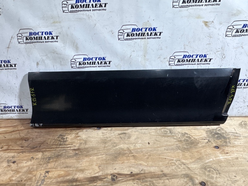 Накладка двери Nissan Serena 2009 CC25 MR20DE перед прав