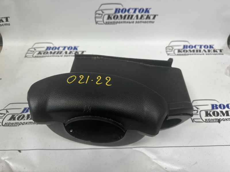 Кожух рулевой колонки Nissan Serena CC25 MR20DE