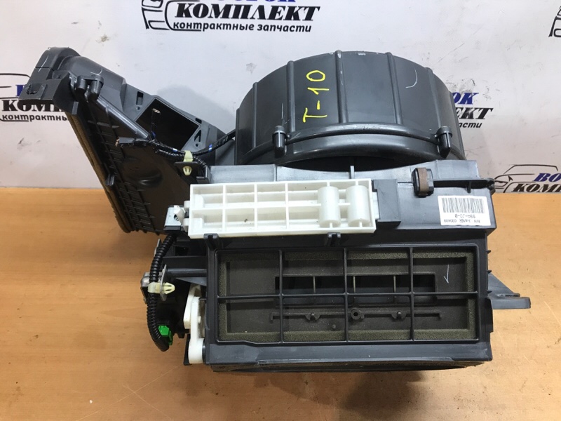 Корпус вентилятора отопителя Honda CR-V RD4 K20A