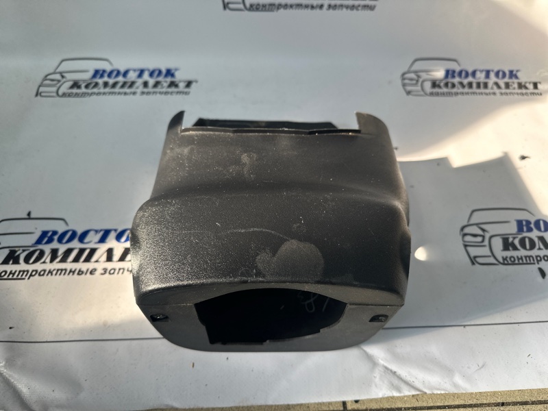 Кожух рулевой колонки Toyota Spade NCP145 1NZ-FE