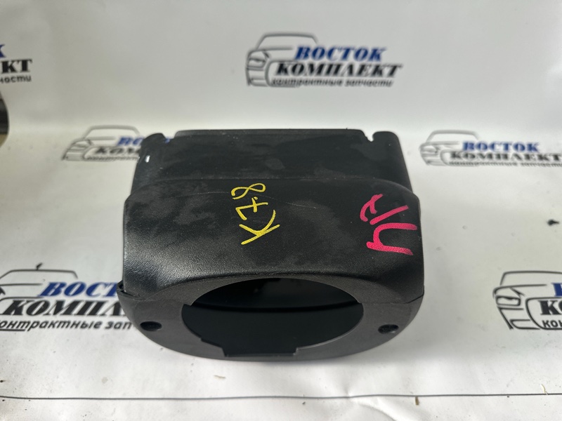 Кожух рулевой колонки Toyota Passo 2014 KGC30 1KR-FE