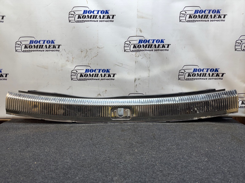 Накладка багажника Audi A6 WAVZZZ4F67N023003 AUK