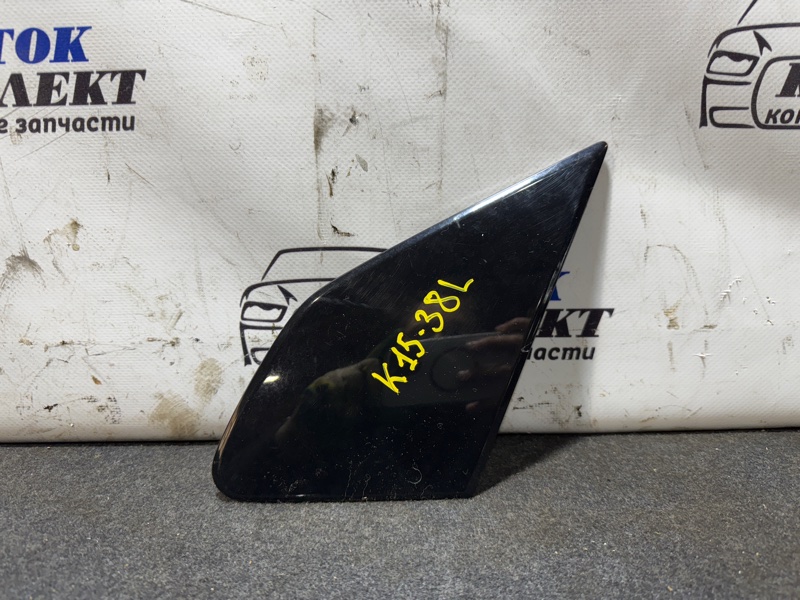 Уголок крыла Honda Fit 2010 GE6 L13A лев