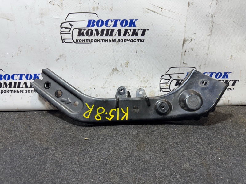 Рамка радиатора Nissan Serena HFC26 MR20DD прав