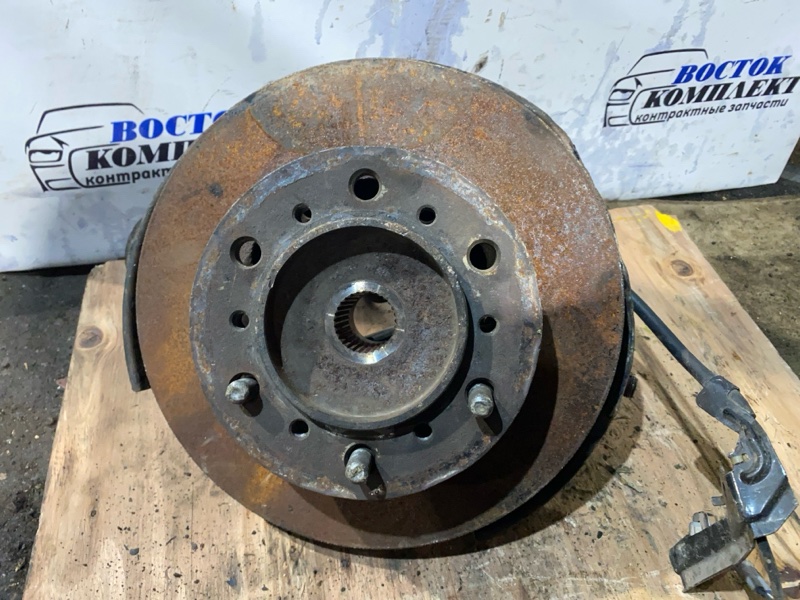 Ступица Toyota Hiace TRH228B 2TR-FE перед прав