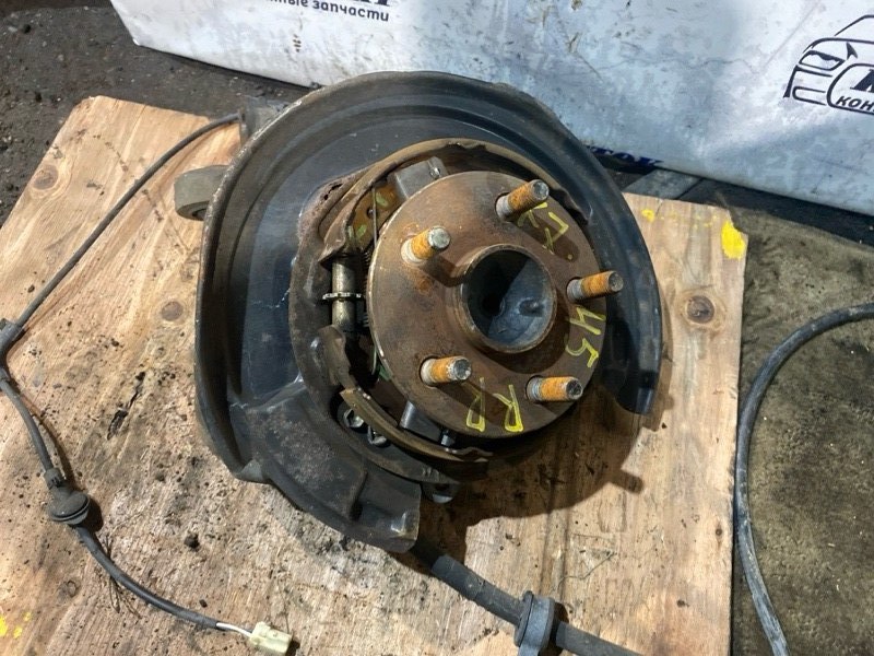 Ступица Toyota Caldina 2005 AZT241W 1AZ-FSE зад прав