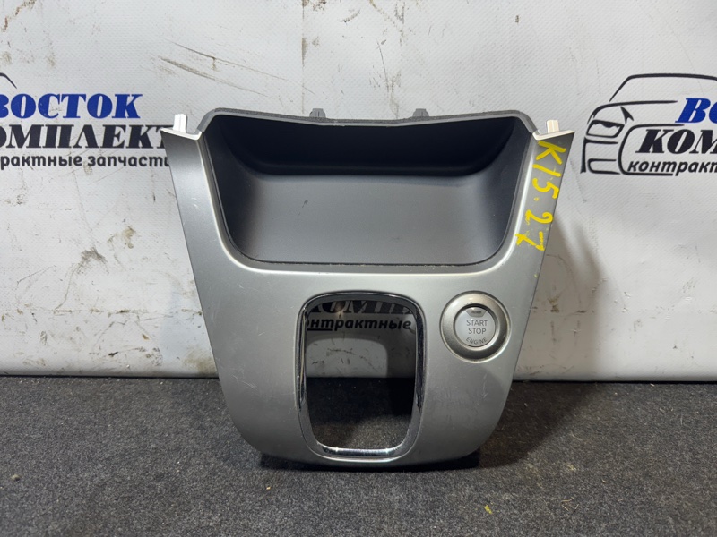 Консоль КПП Nissan Serena 2011 C26 MR20DD