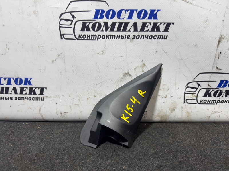 Накладка на зеркало Nissan March AK12 CR12DE прав