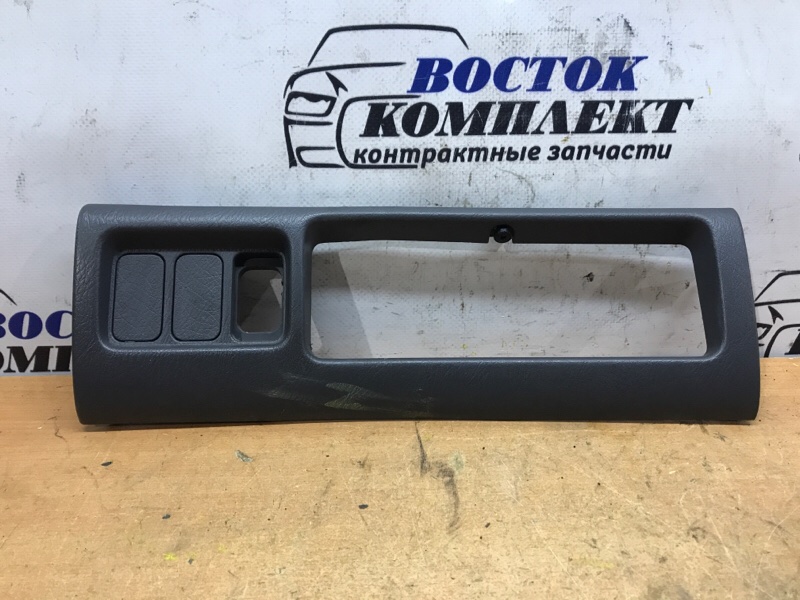 Накладка в салоне Honda Stepwgn RF1 B20B