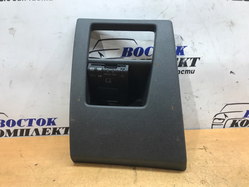 Бардачок Peugeot 3008 2012 T84 10FJBW