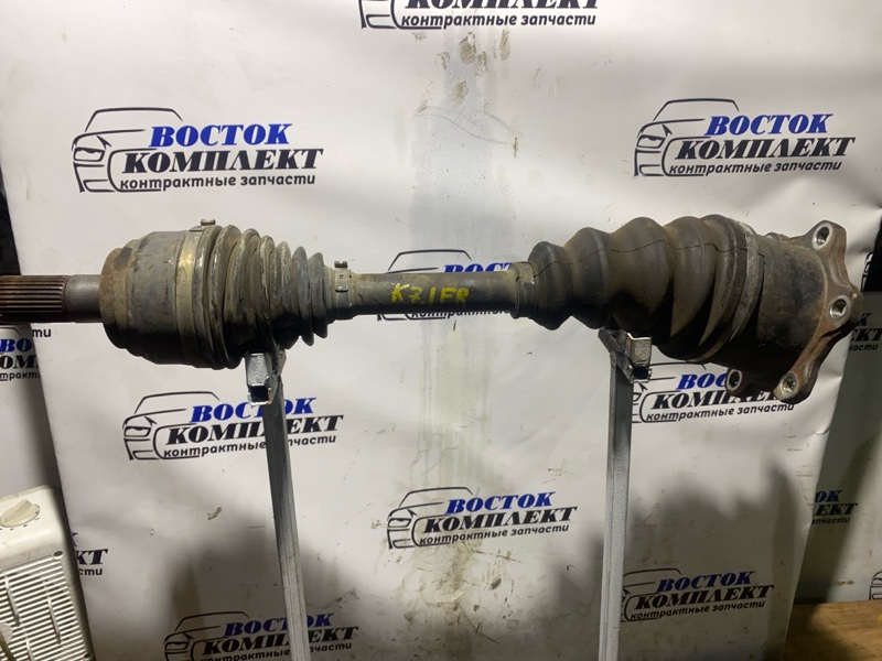 Привод Toyota Hiace TRH228B 2TR-FE перед прав