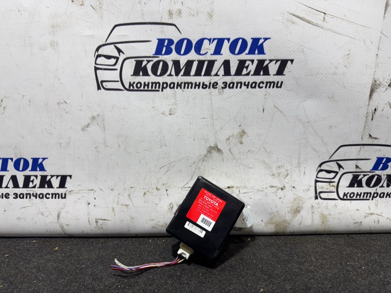 Блок управления дверьми Toyota Wish ZNE10G 1ZZ-FE