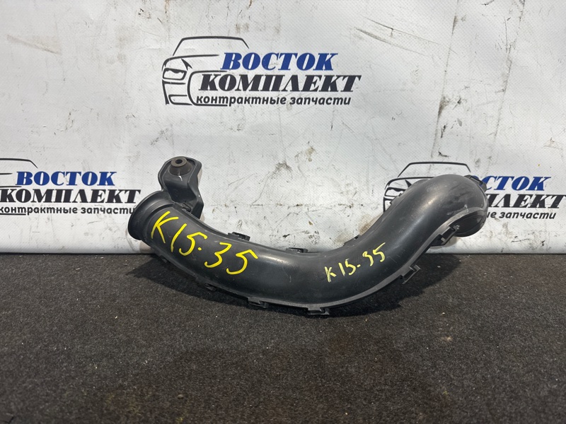 Воздухозаборник Nissan March K13 HR12DE