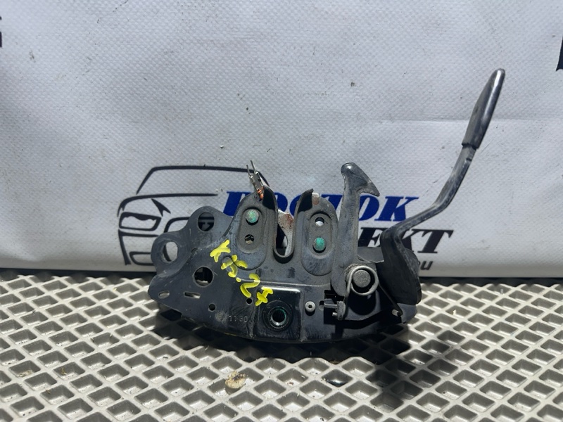 Замок капота Nissan Serena 2011 C26 MR20DD