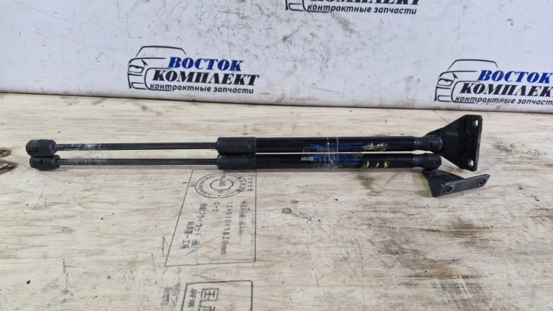 Амортизатор багажника Peugeot 3008 2012 T84 10FJBW