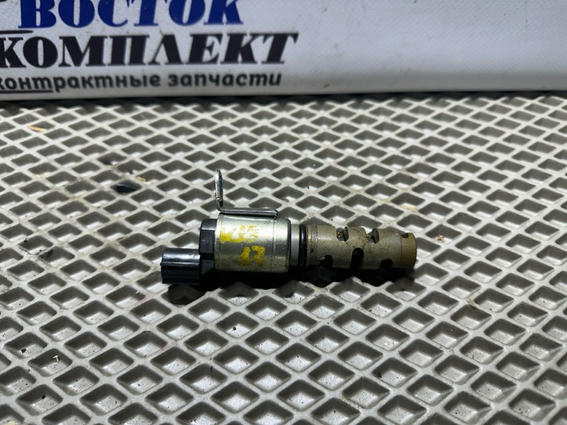 Клапан VVTI Toyota Isis 2009 ZGM11G 3ZR-FAE