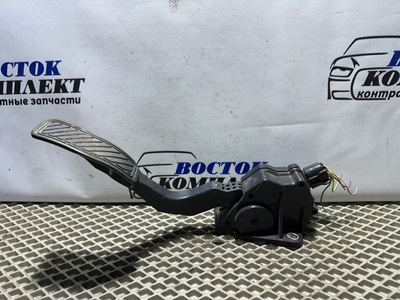 Педаль газа Mazda Demio DE3FS ZJ-VE