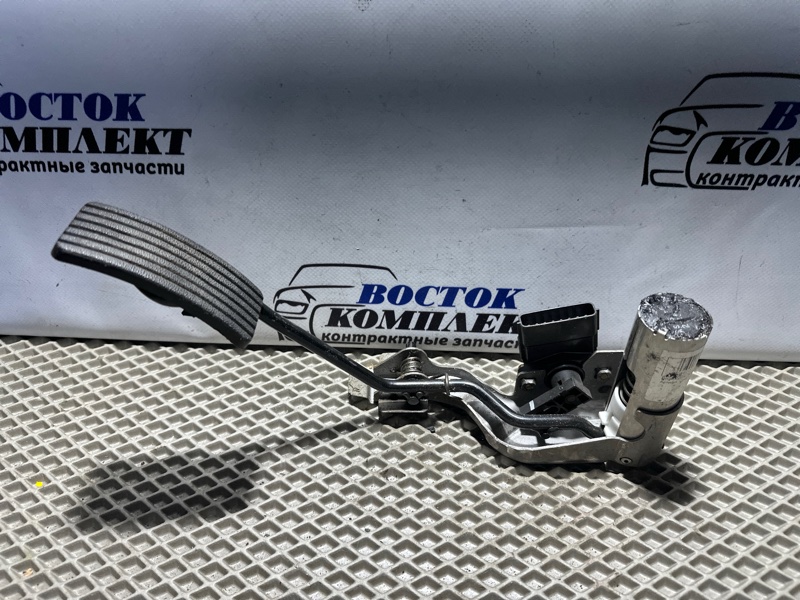 Педаль газа Mitsubishi Dingo CQ2A 4G15