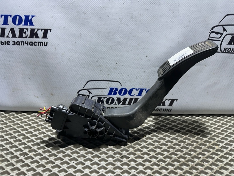 Педаль газа Mazda Verisa DC5W ZY-VE