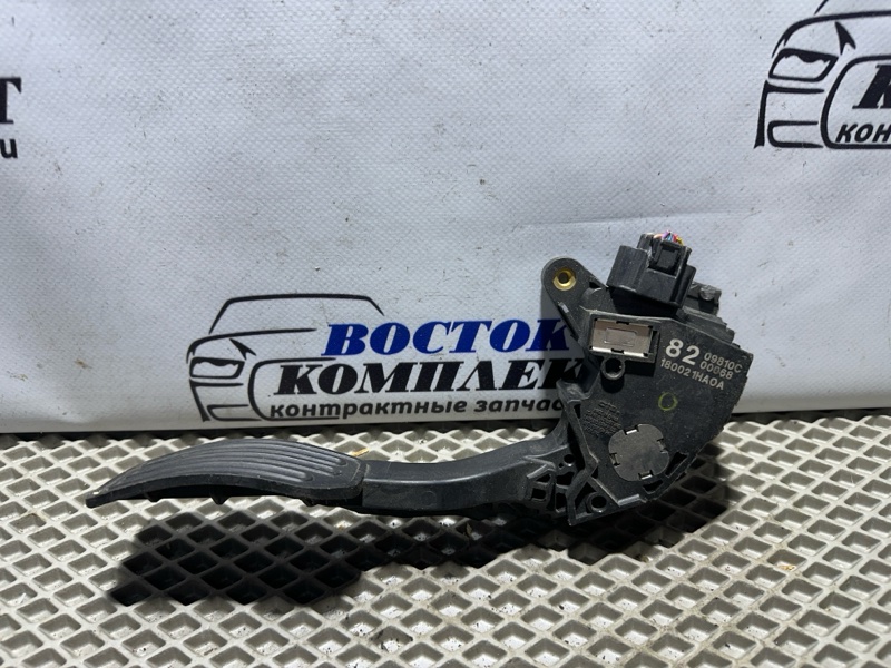 Педаль газа Nissan March K13 HR12DE