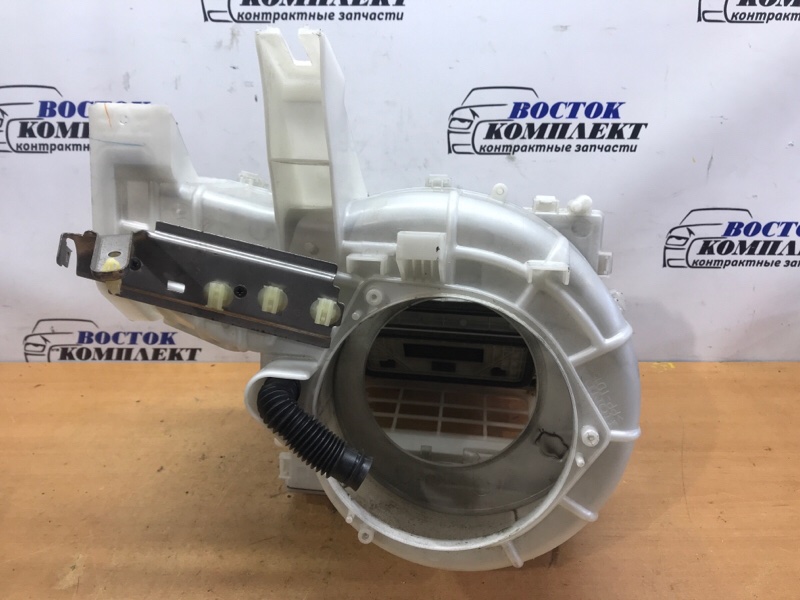 Корпус вентилятора отопителя Honda Civic 2001 EU3 D17A