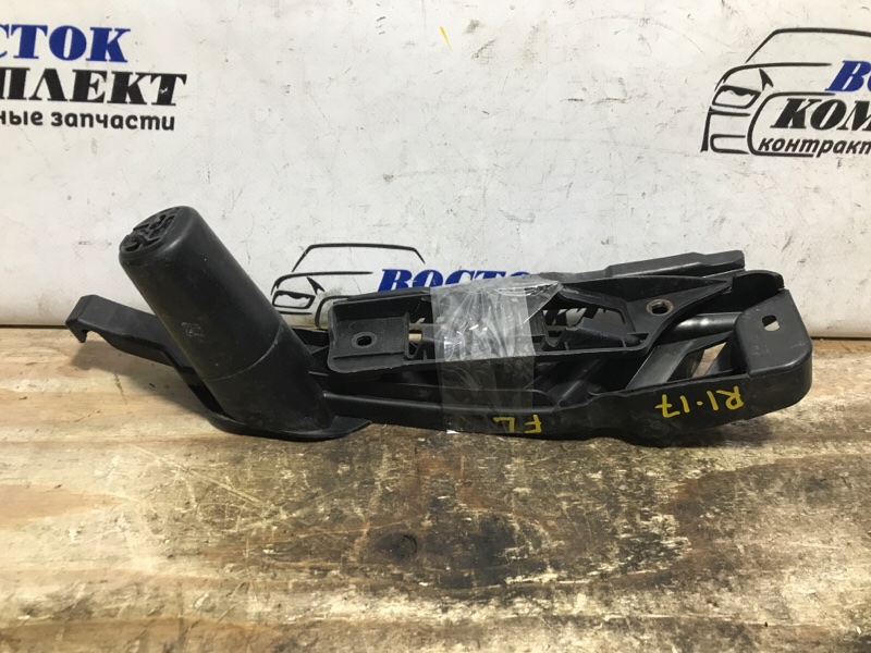 Клипса бампера Volkswagen Golf V WVWZZZ1KZ6U010371 BLF перед лев