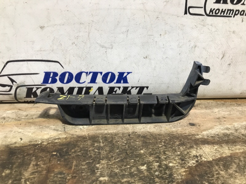 Клипса бампера Honda Civic 2001 EU3 D17A перед прав