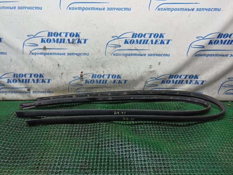 Молдинг крыши Suzuki Splash XB32S K12B