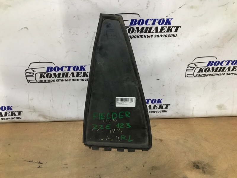 Форточка двери Toyota Corolla Fielder 2001 ZZE123 2ZZ-GE зад лев