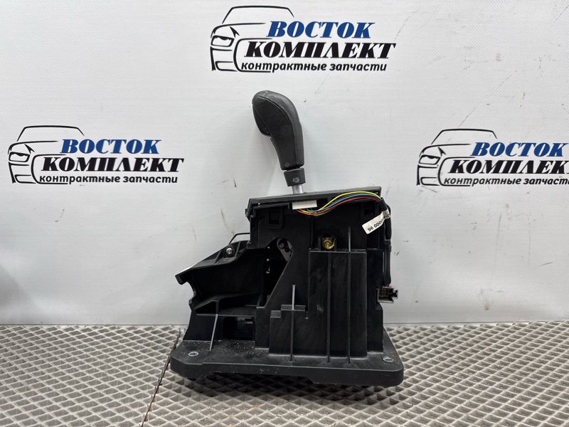 Рычаг переключения КПП Volvo S40 2005 MS68 B5254T3