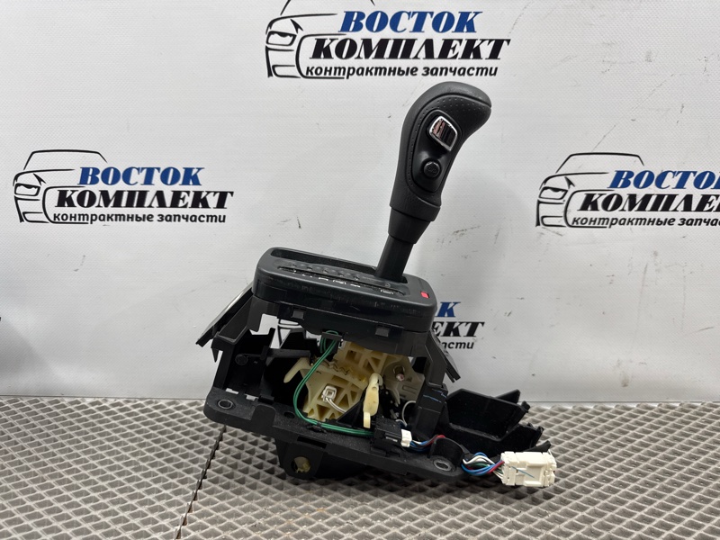 Рычаг переключения КПП Nissan X-Trail 2006 NT30 QR20DE