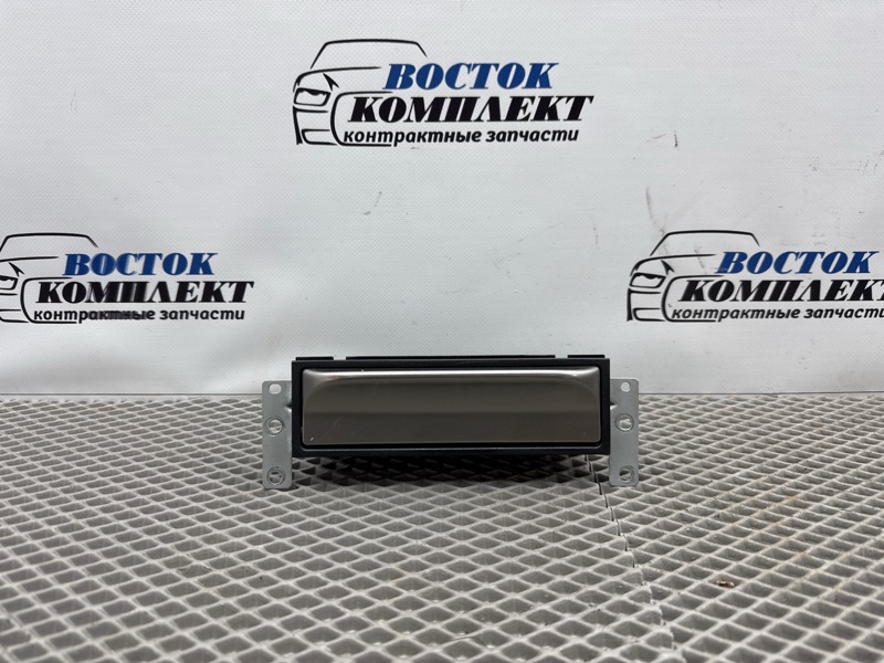 Бардачок Nissan X-Trail 2006 NT30 QR20DE